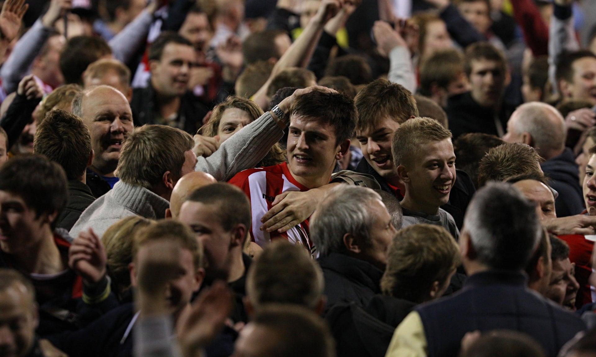 聯賽時必須 聯賽時必須